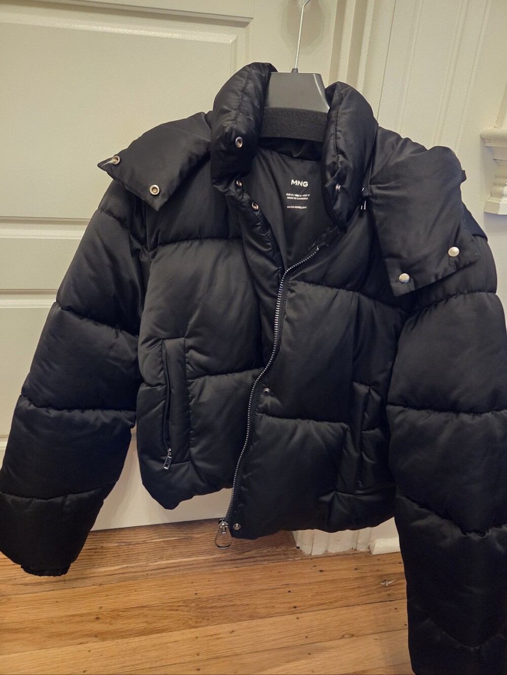Mango Black Cropped Puffer Jacket with Snap Collar